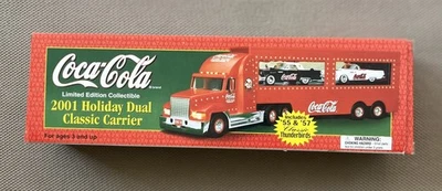 Camión de transporte clásico doble Coca-Cola 2001 Holiday con Thunderbirds 55 y 57 - ¡NUEVO EN CAJA! Foto 1 de 4