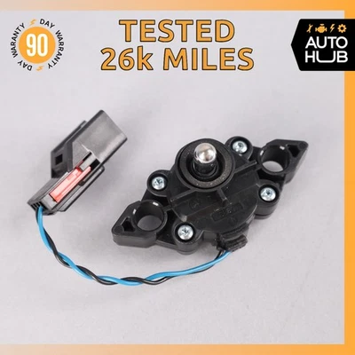 06-19 Aston Martin V8 Vantage Interruptor de liberación de maletero rápido Interruptor de apertura OEM 26k Foto 1 de 4