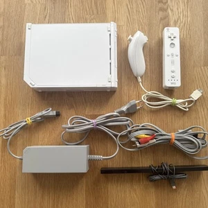 Nintendo Wii Konsole weiß Komplett | gebrauchter Zustand ✅ - Bild 1 von 1