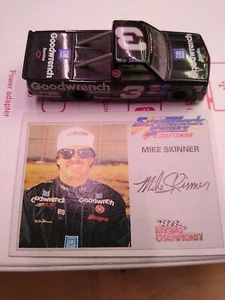 NASCAR 199mike skinner Craftsman TrkSeries 1/64 Diecast Out Of Package With Card - Picture 1 of 3