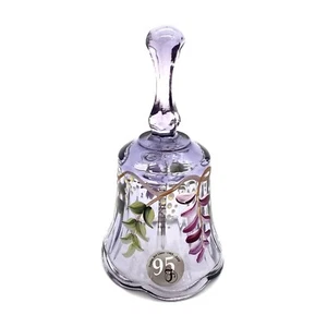 Fenton Kunstglas 95. Jubiläum handbemalt Lavendel Glocke florales Design 4" - Bild 1 von 14