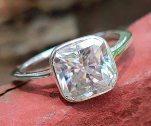 Anillo de plata 925 con bisel de diamantes blancos talla Asscher certificado de 2,20 quilates gran brillo - Imagen 1 de 6