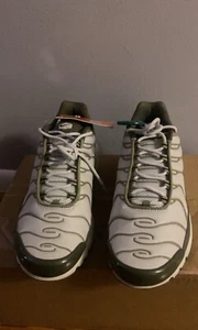 nike air max plus. Size 9.5 - Picture 1 of 5