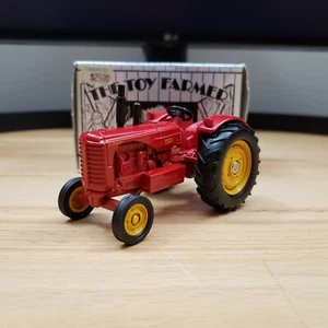 Ertl Toy Farmer Massey Harris 55 Diesel Tractor Diecast 1:43 - Picture 1 of 16