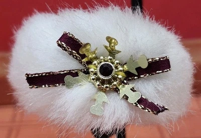 SOMBRERO BARBIE BLANCO IMITACIÓN PIEL INVIERNO FORMAL AÑOS 90 MUÑECA ESTILO MODA Foto 1 de 4