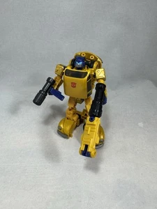GOLDBUG Transformers Legacy Deluxe Class Creatures Collide Buzzworthy COMPLETE - Picture 1 of 5