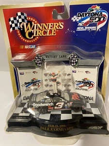 1998 WINNERS CIRCLE 1:64 NASCAR #3 DALE EARNHARDT DAYTONA 500 VICTORY LANE - Picture 1 of 2