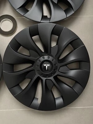 4 copri cerchi Uberturbine neri opachi con logo bianco  L+R - Tesla Model 3 18" - Imagen 1 de 4