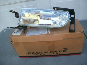 FITS: CADILLAC DEVILLE 00 01 02 03 04 05 FOG LIGHT  NEW LH EAGLE EYES - Picture 1 of 3