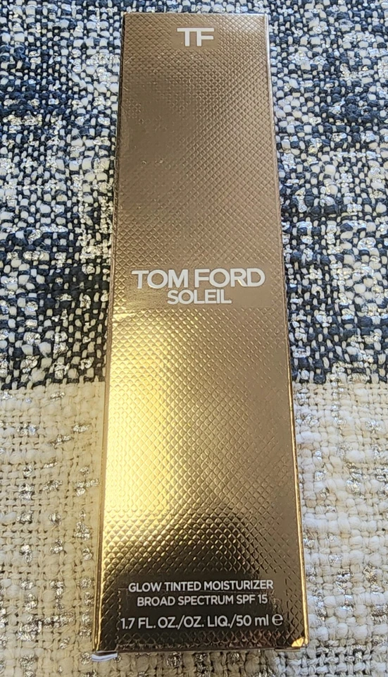 Tom Ford Soleil Glow Crema Hidratante Tintada 12.0 Macassar FPS 15 SELLADA Foto 1 de 2