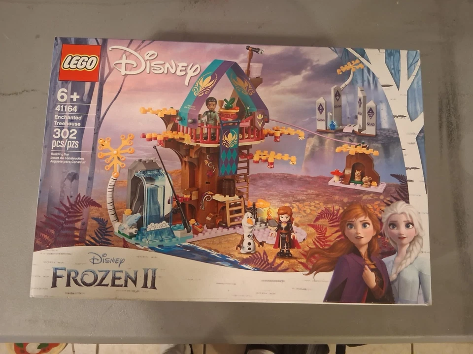 LEGO Disney Princess: Enchanted Treehouse (41164) - Image 1 of 1