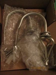 Neu JC Penney Home Collection Schal Halter Wirbel Satin Nickel Halterlose - Bild 1 von 3