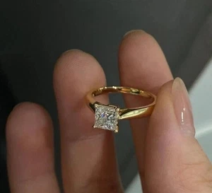 Damen-Ehering 2 kt Princess-Schliff simulierter Diamant 14 kt Gelbgold vergoldet - Bild 1 von 12