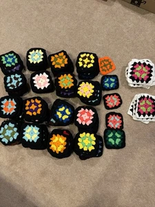 Lot of 175 5” Crochet GRANNY SQUARES Blocks AFGHAN - Picture 1 of 7