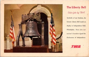 Die Freiheitsglocke - Farbfoto von TWA - Vintage Leinen Postkarte ohne Post - Bild 1 von 2