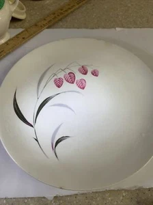 China Bleeding Hearts 3 Dinner Plates 10” - Picture 1 of 5