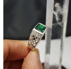 10K White Gold With Simulated Green Emerald & White Moissanite Band For Men's - Picture 1 of 5