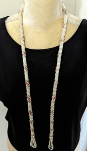 Classic faux pearl beaded eyeglass lanyard holder 41" - Picture 1 of 6