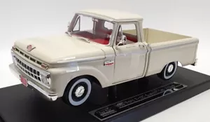 Sun Star 1/18 Scale 1302 - 1965 Ford F-100 Custom Cab Pick Up - White - Picture 1 of 5