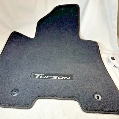 Nuevos tapetes Hyundai Tucson 2016-18 originales OEM D3F14-AC000 (¡VER FOTOS!) NEGRO Foto 1 de 4