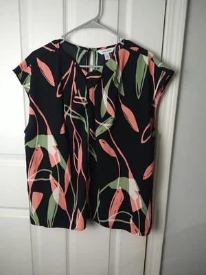 Blusa XXL Nine West Floral Torcido Frontal Tanque Profesional Trasero Cerradura Cuello Foto 1 de 4