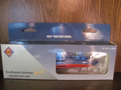1/200 Southwest Airlines Boeing 737-700 Spirit One Hogan #1301 Foto 1 de 4