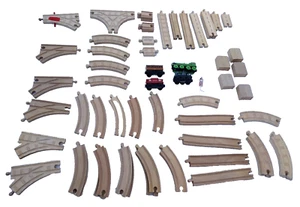 Thomas Il treno e gli amici lotto binari ferroviari in legno set 60 pezzi - Foto 1 di 17