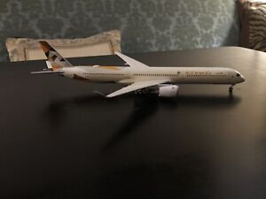 JC Wings 1:400 Scale A350-1000 Etihad Airways