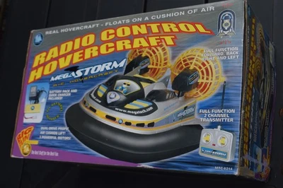 MEGATECH R/C HOVERCRAFT MEGASTORM AIRBOAT AMPHIBIOUS REMOTE CONTROL TOY VINTAGE - Image 1 of 4