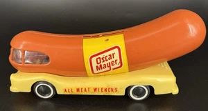 Móvil Oscar Mayer Wiener original vintage años 60 - Imagen 1 de 5