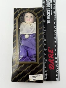 Vintage Pierrot Porzellan Clown Puppe 17" Mini Feder F431B blau weinend Baby - Bild 1 von 6