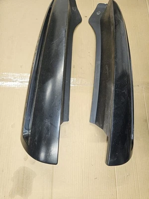 Cadillac Escalade 2002 2003 2004 2005 2006 cubiertas de ventilación del pilar trasero paneles de ajuste en D Foto 1 de 4