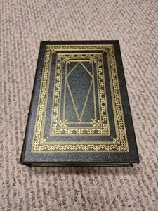 2005 Dracula by Bram Stoker. Easton Press 100 Greatest Books Leather Bound - Picture 1 of 9
