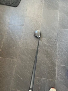 Left Handed Taylormade SIM Driver 9° Stiff Shaft - Picture 1 of 4
