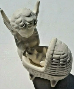Rare Vintage Goebel Angel + Baby in Basket Cradle Bisque Porcelain(Baby Jesus ?) - Picture 1 of 4