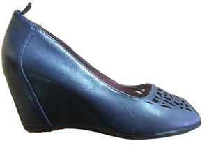 JEFFREY CAMPBELL Laser Cut Out Open Toe Leather Hidden Wedge Pumps Navy 6.5 M - Picture 1 of 10