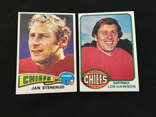JAN STENERUD 1975 & LEN DAWSON 1976 TOPPS KANSAS CITY CHIEFS FOOTBALL CARD