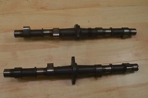 78 Kawasaki KZ650 D1, SR #,112044-012, 013, Intake &exhaust camshafts - Bild 1 von 9