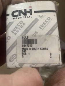 CNH 9847313 BULB - Picture 1 of 4