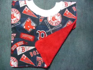 MLB Boston RED SOX Baby Bib - Hand-crafted, NEW, REVERSIBLE - Picture 1 of 3