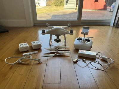 DJI Phantom 4 4K Camera Drone - White - Extra Battery Package - Image 1 of 4