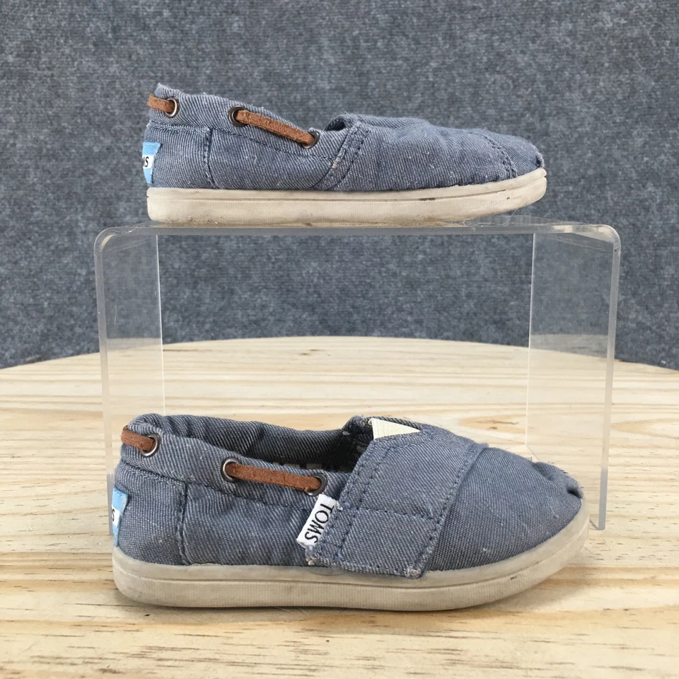 Toms Shoes Toddler 7 Bimini Boat Blue Casual Comfort Round Toe Low Top Flats - Image 1 of 4