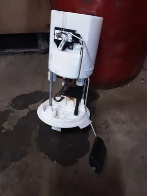 Fuel Pump Assembly Tank Mounted 3.3L Fits 13-19 SANTA FE 1444960 Foto 1 de 4