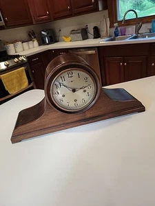 Antiguo reloj New Haven Westminster Timbre Madera Manto Años 20 ~ COMO ESTÁ - Imagen 1 de 16