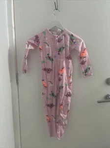 Bonds Cremallera Maravilloso Arco Iris Lorikeets Rosa Talla 3 Nuevo Con Etiquetas (A21 - Imagen 1 de 3