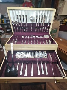1938, 80 Piece Oneida GRENOBLE flat Ware Set. Complete For 8, Silver Plate - Picture 1 of 14