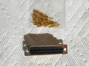TRW Cinch DBC25P D-Sub Standard Connector - Picture 1 of 3