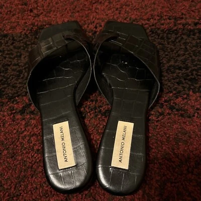 Sandálias Antonio Melani pretas tamanho 9 1/2 M - Imagem 1 de 4