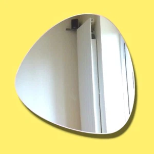 Dreieckige Acrylspiegel in Kieselform - verschiedene Größen - Bild 1 von 1