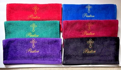 Toalha pastor bordada 100% algodão veludo.  Cada medida 11 1/2" x 18 1/2" - Imagem 1 de 4